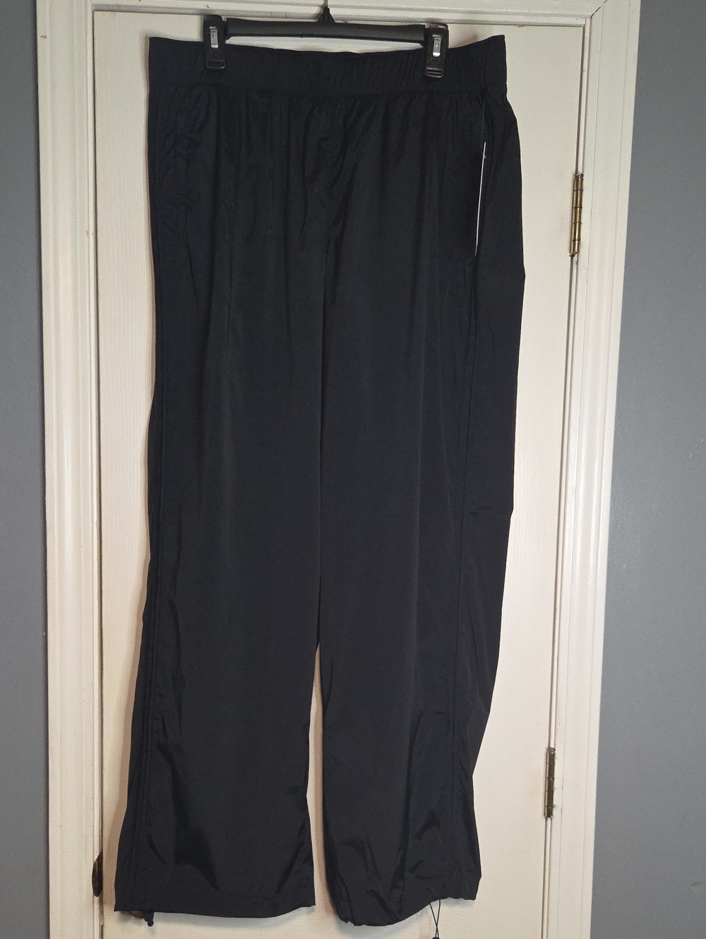 Athleta Rise Black Women's Track Pants with Drawcord Ankles